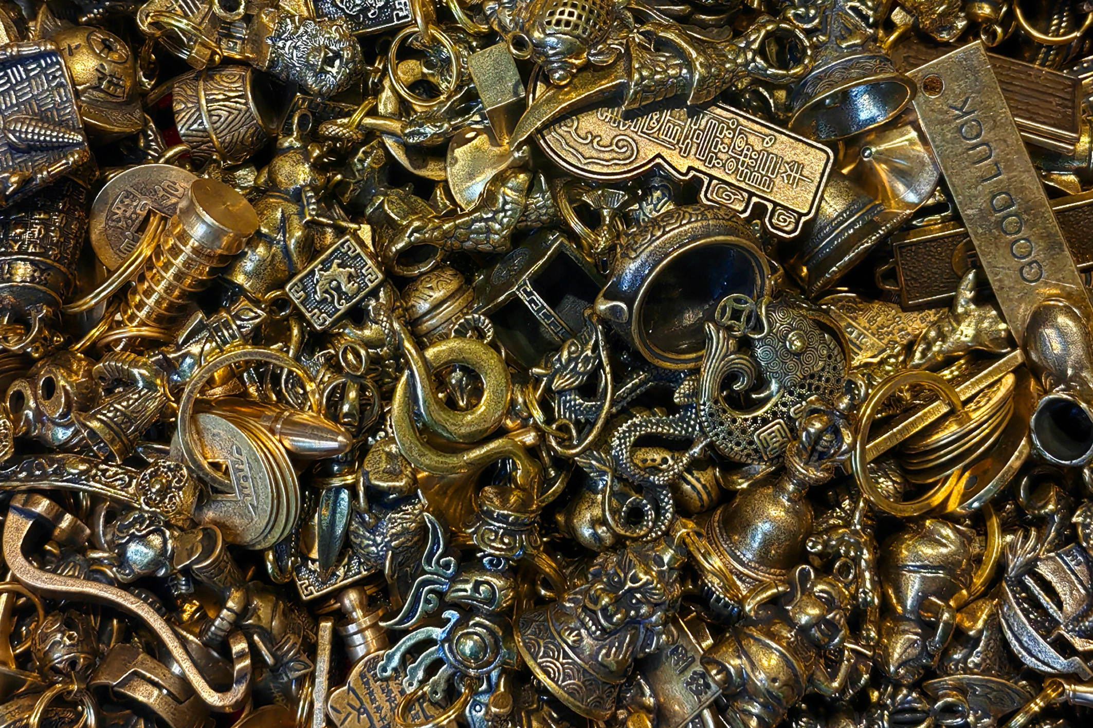 Eine Sammlung von Messingschrott